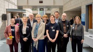 Die Referentinnen Lisa Merten, Natali Helberger, Wolfgang Schulz, Christiane Eilders, Barbara Hans, Greogor Wiedemann, Christian Neuberger, Chris Biemann und Michaela Pfadenhauser